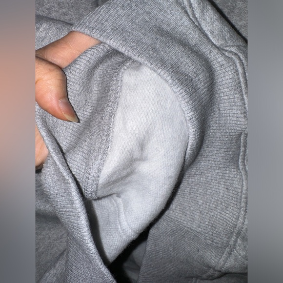 🐻 NWOT! OWNYC Bear Logo Pullover Hoodie - Picture 4 of 6